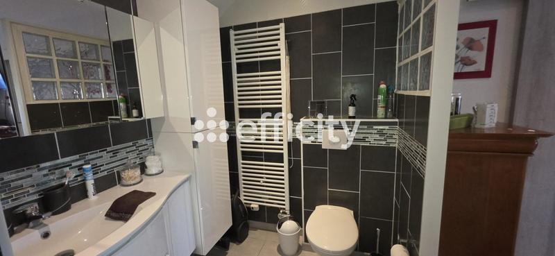 Maison - 100 m² - 6 pièces