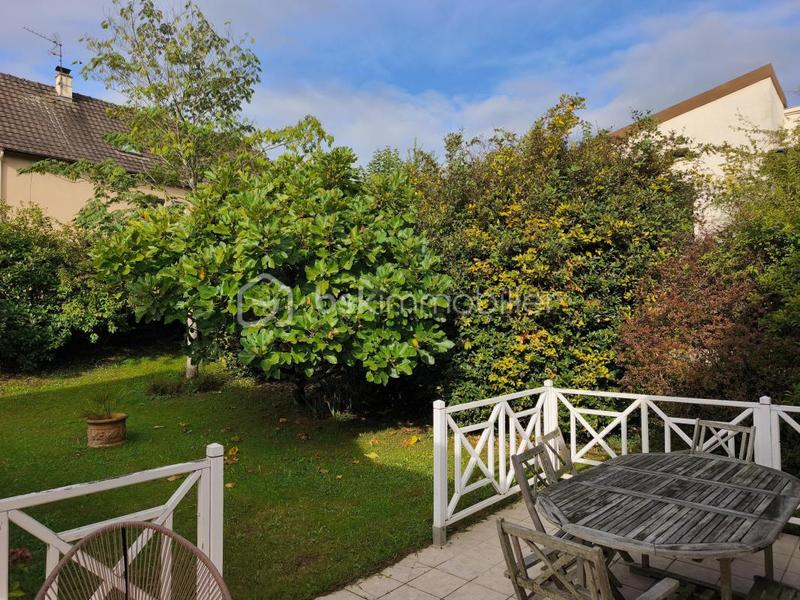 Maison d'architecte - 131 m² - 4 pièces