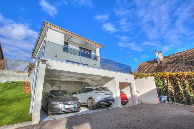 Maison - 116 m² - 4 pièces