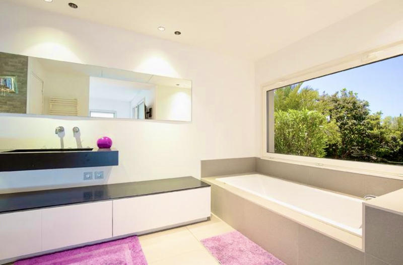 Villa - 200 m² - 5 pièces