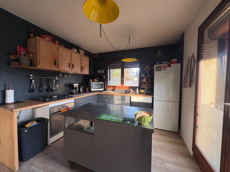 Maison - 166 m² - 4 pièces