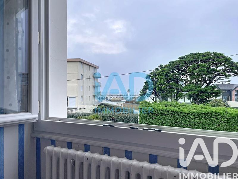 Maison - 200 m² - 9 pièces