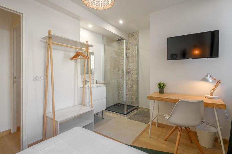 Remise - 73 m² - 5 pièces