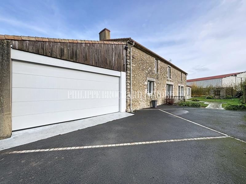 Maison ancienne - 160 m² - 7 pièces