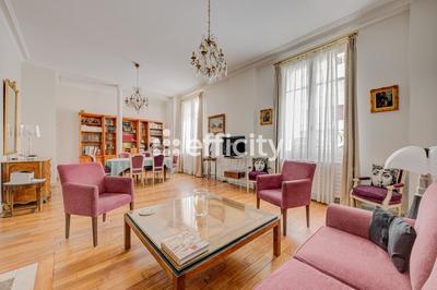 Appartement - 123 m² - 5 pièces