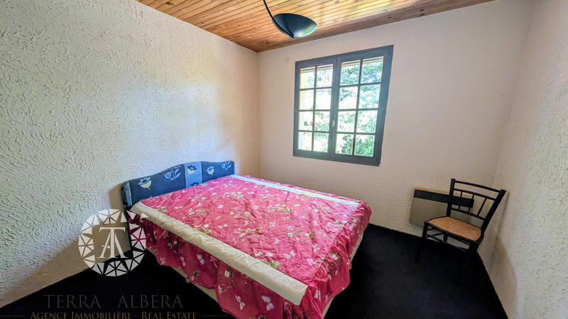 Villa - 100 m² - 5 pièces