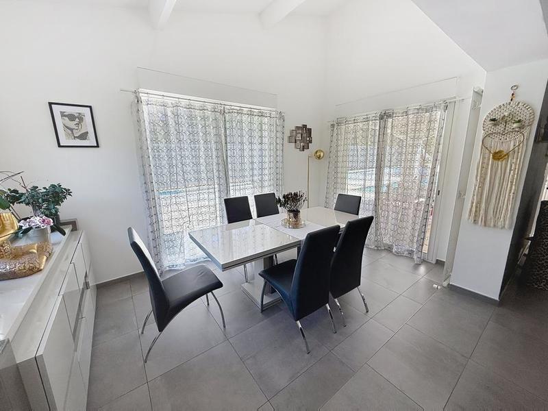 Maison - 151 m² - 5 pièces