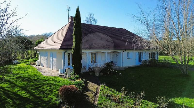 Maison - 150 m² - 7 pièces