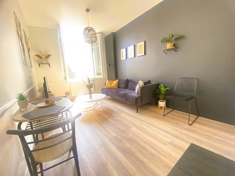 Appartement - 76 m² - 5 pièces