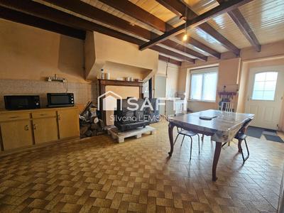 Maison - 92 m² - 4 pièces