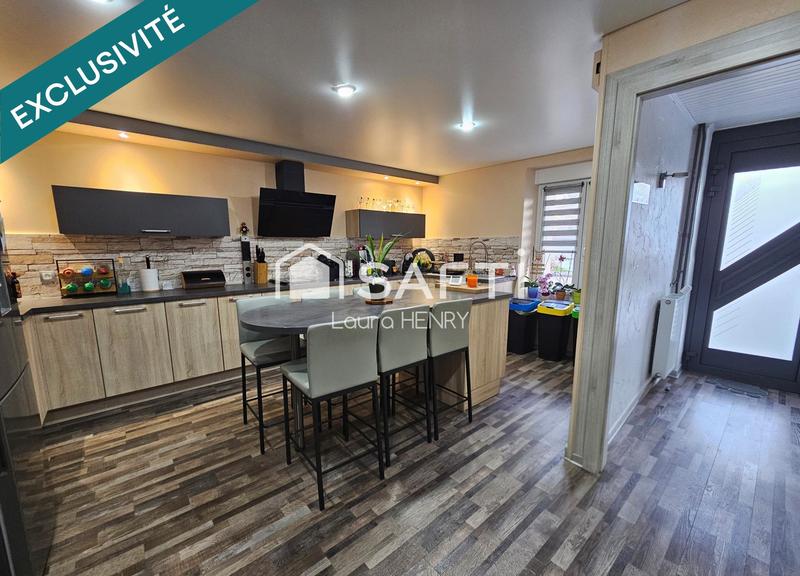 Maison - 215 m² - 7 pièces