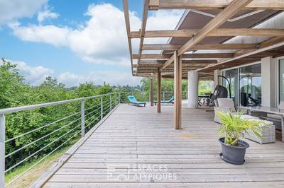 Maison d'architecte - 236 m² - 6 pièces