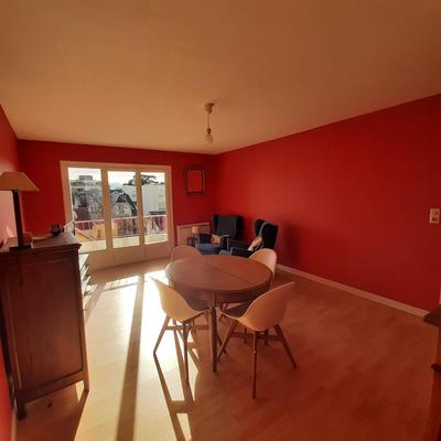 Appartement - 87 m² - 4 pièces