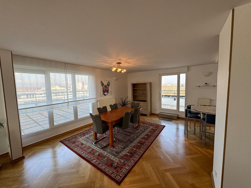 Appartement - 111 m² - 4 pièces