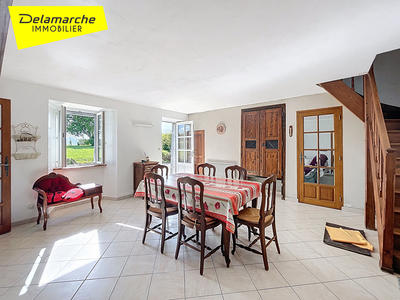 Maison - 104 m² - 4 pièces