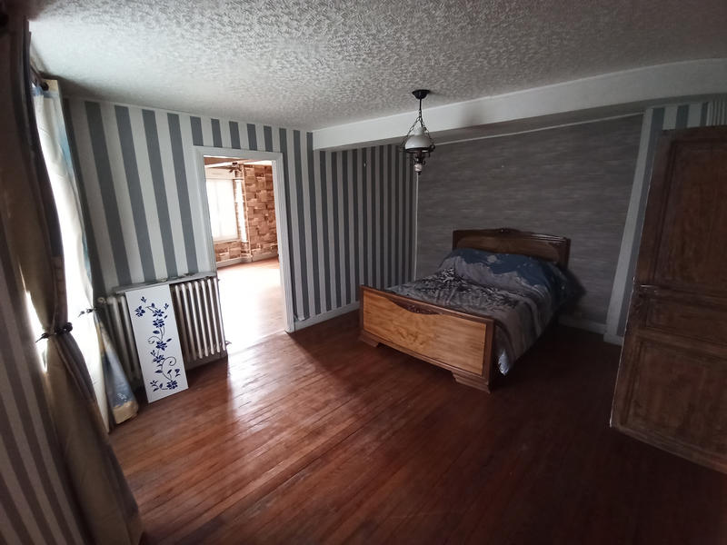 Maison - 143 m² - 4 pièces