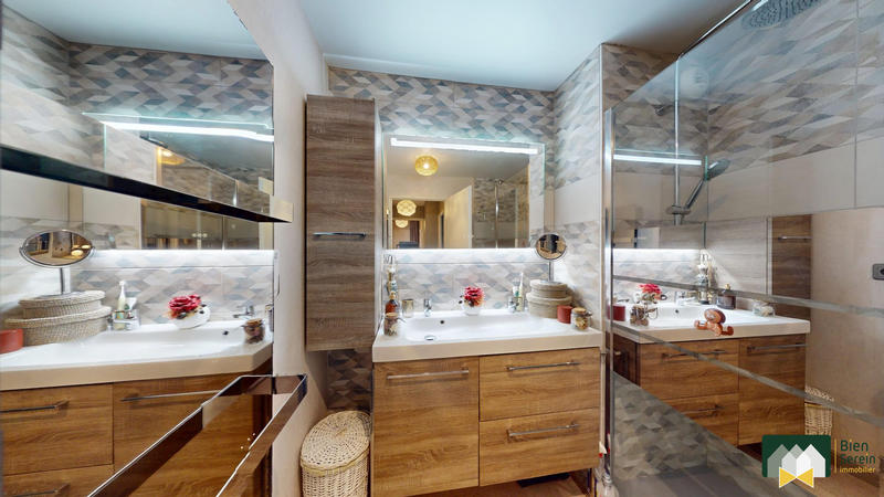 Appartement - 70 m² - 3 pièces