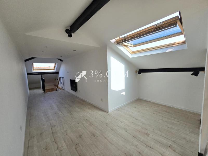 Loft - 91 m² - 2 pièces