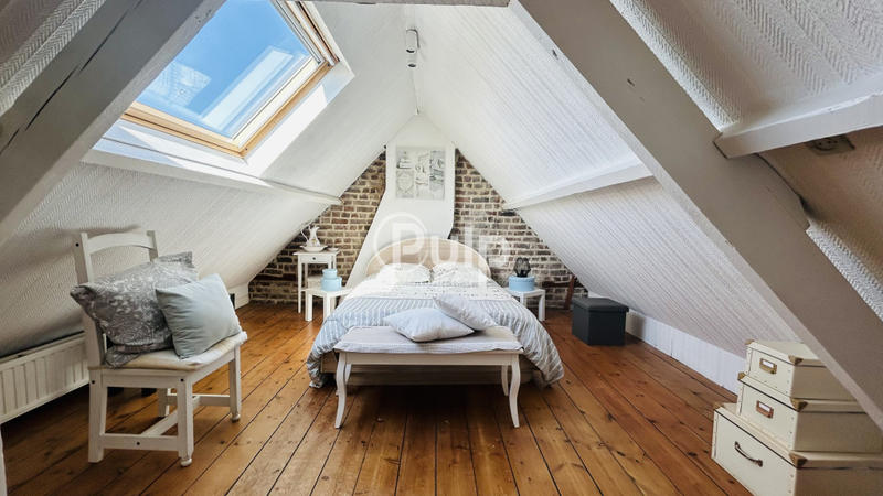 Maison bourgeoise - 230 m² - 15 pièces