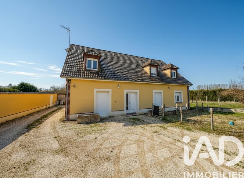 Maison - 223 m² - 8 pièces