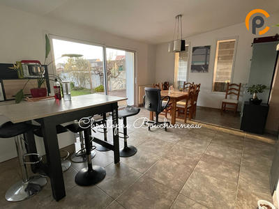 Maison - 95 m² - 4 pièces