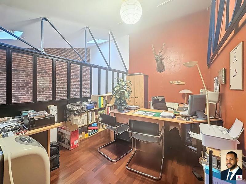 Loft - 460 m² - 8 pièces