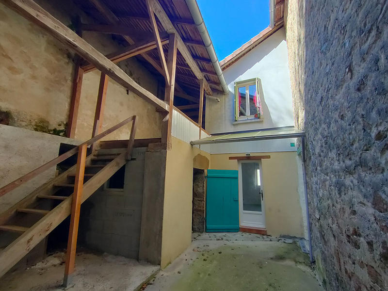 Maison - 193 m² - 10 pièces