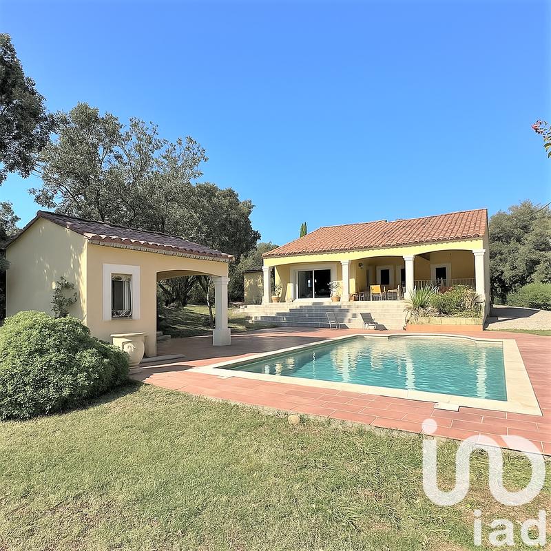 Maison - 210 m² - 8 pièces