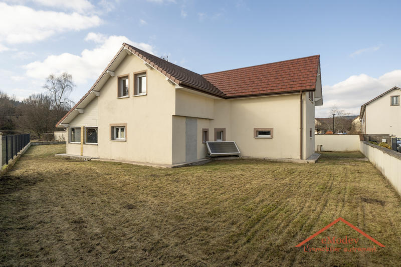 Villa - 145 m² - 6 pièces