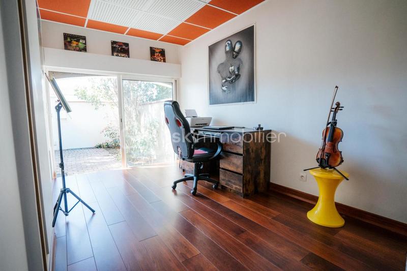 Maison - 89 m² - 4 pièces