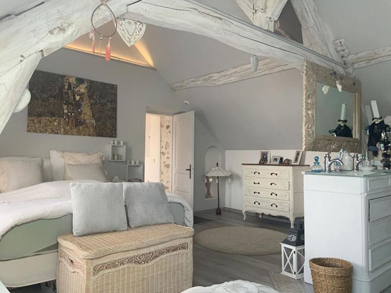 Maison - 270 m² - 10 pièces