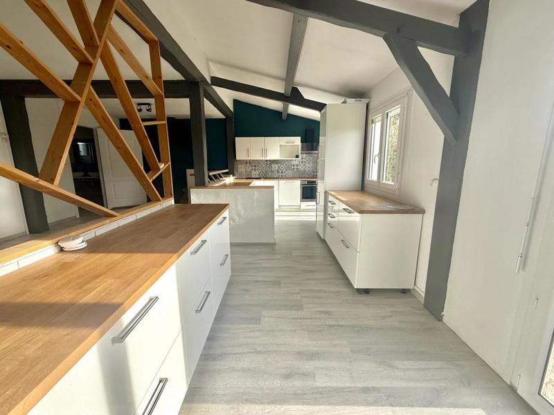 Maison - 155 m² - 6 pièces