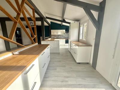 Maison - 155 m² - 6 pièces