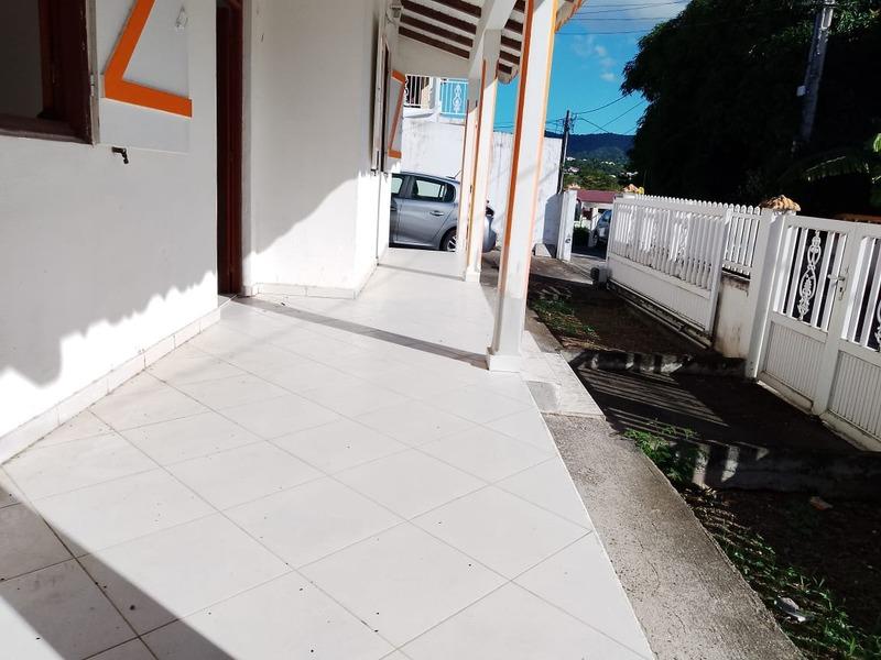 Maison - 60 m² - 4 pièces