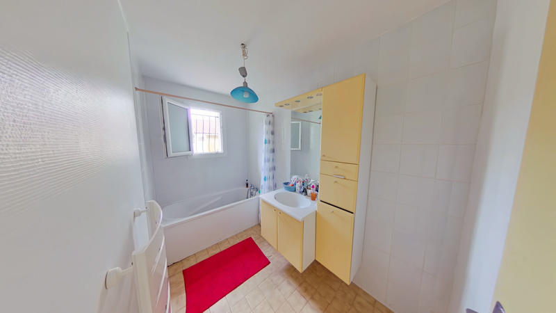 Maison - 178 m² - 7 pièces