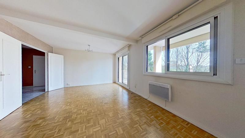 Appartement - 80 m² - 3 pièces