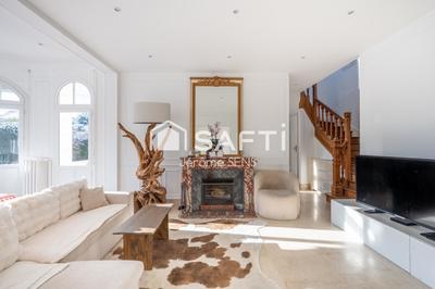 Maison de maîtres - 130 m² - 7 pièces