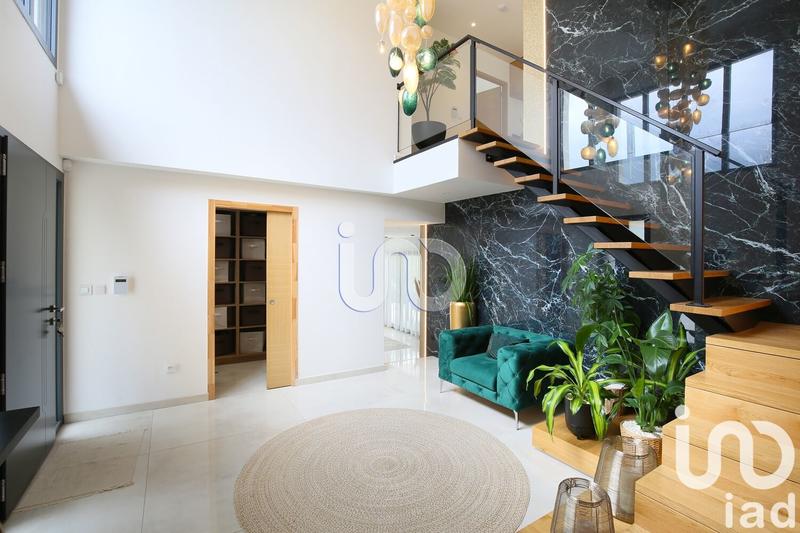 Maison de maîtres - 225 m² - 6 pièces