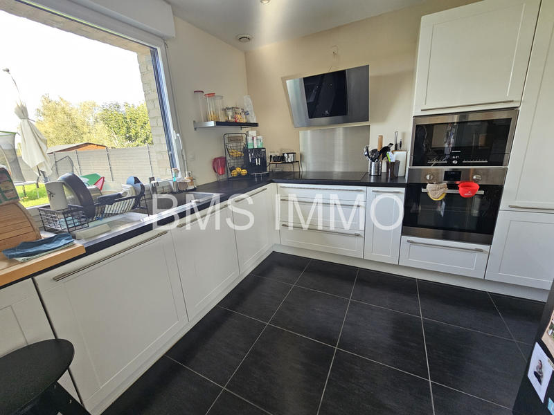 Maison - 100 m² - 5 pièces