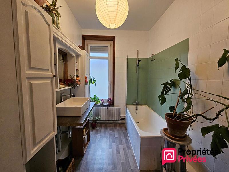 Maison - 102 m² - 5 pièces