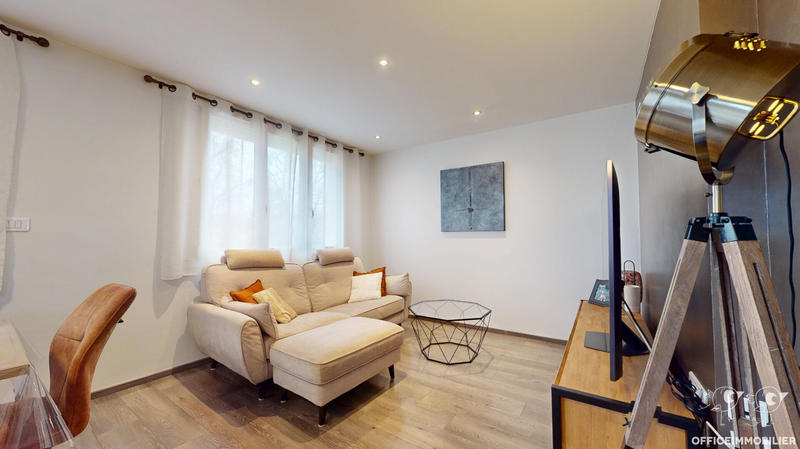 Appartement - 75 m² - 4 pièces