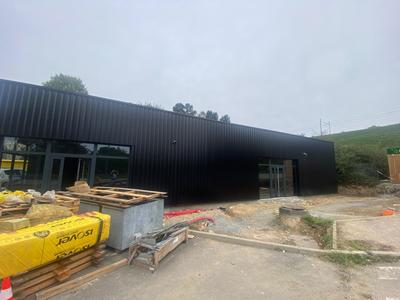 Local commercial - 198 m²