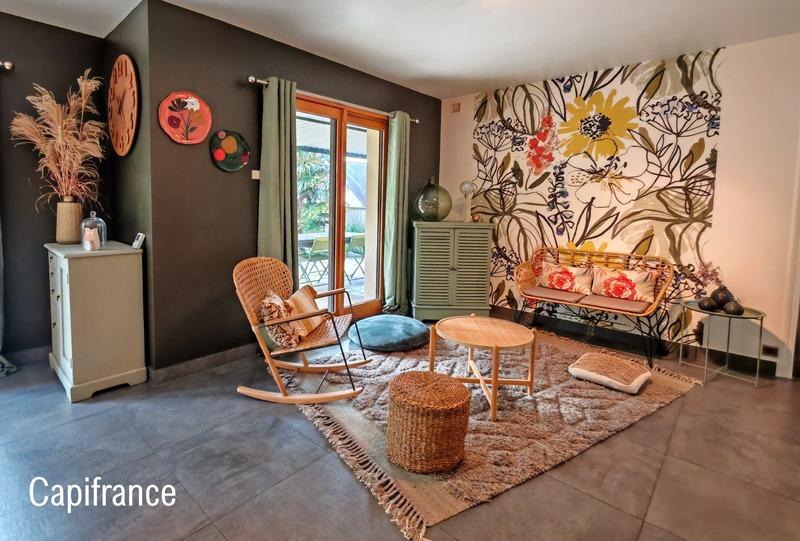Maison - 230 m² - 8 pièces