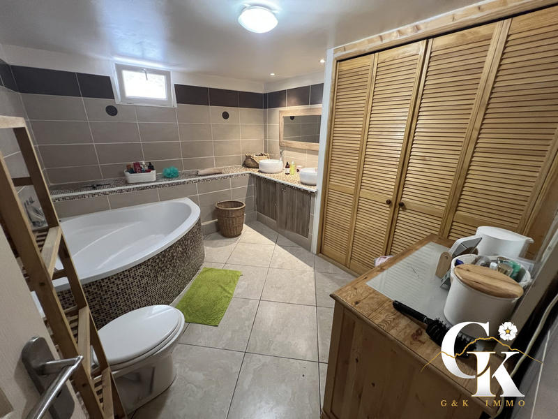 Villa - 365 m² - 15 pièces