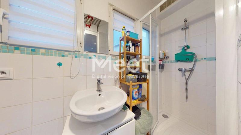 Maison - 94 m² - 5 pièces