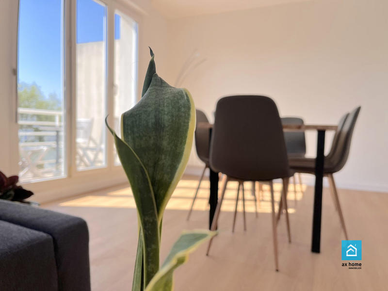 Appartement - 90 m² - 4 pièces