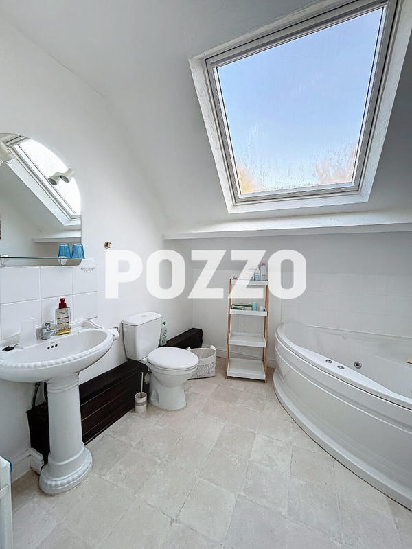 Maison - 110 m² - 5 pièces