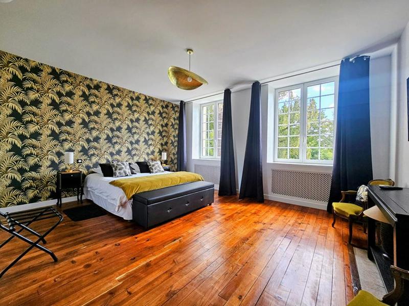 Demeure - 665 m² - 20 pièces