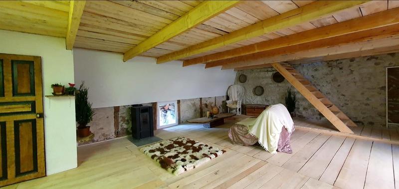 Maison - 182 m² - 11 pièces