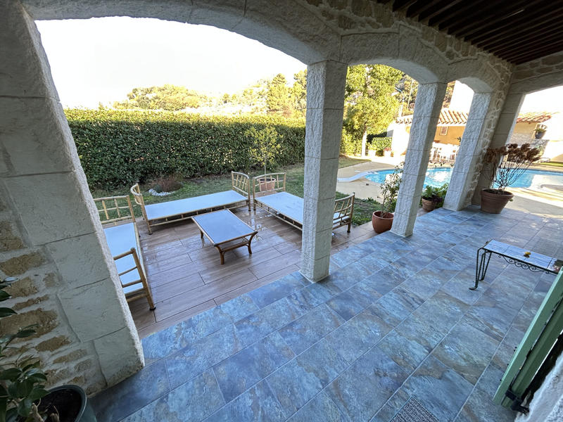 Villa - 175 m² - 6 pièces